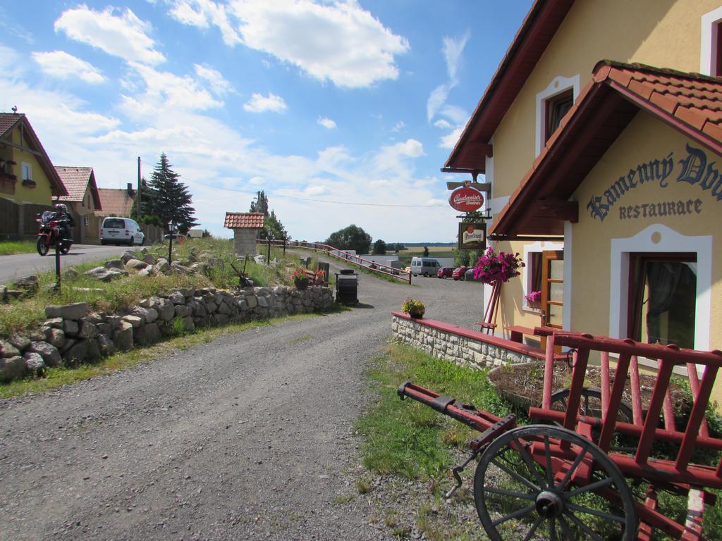 Pension Kamenny Dvur Františkovy Lázně Extérieur photo