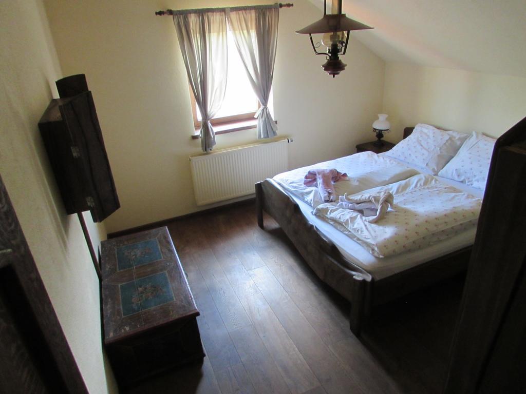 Pension Kamenny Dvur Františkovy Lázně Extérieur photo