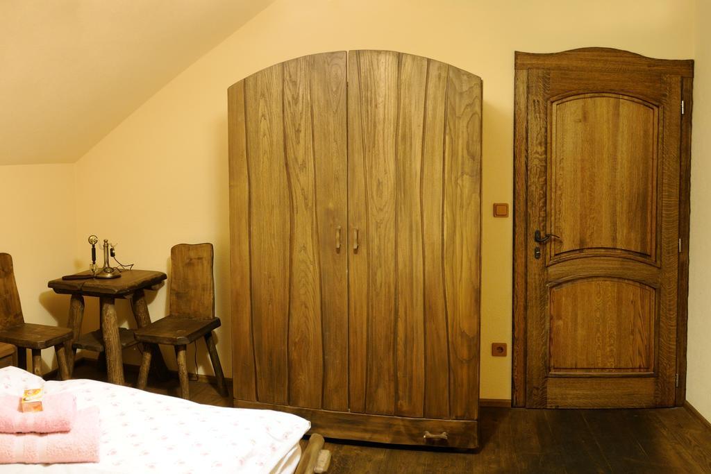 Pension Kamenny Dvur Františkovy Lázně Extérieur photo